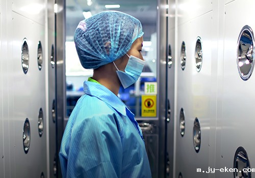 无菌车间员工风采